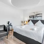 Urban Retreat - Whirpool - Lage Colónia