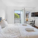 Urban Retreat - Whirpool - Lage Apartamento Colónia
