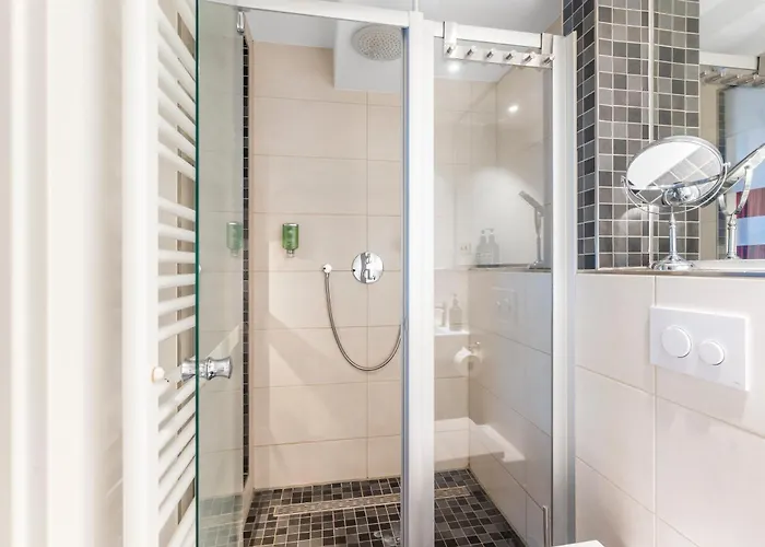 Urban Retreat - Whirpool - Lage * كولونيا