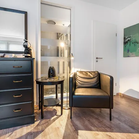 Urban Retreat - Whirpool - Lage Köln